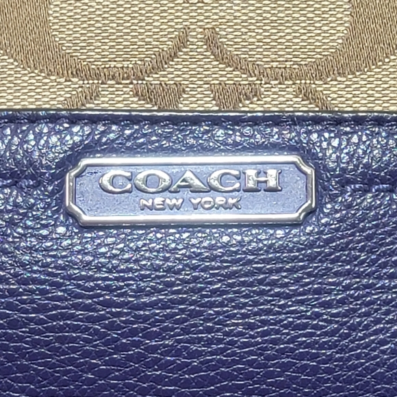 COACH WOMEN PARK SIGNATURE HOBO BLUE/BROWN - Picture 3 of 15